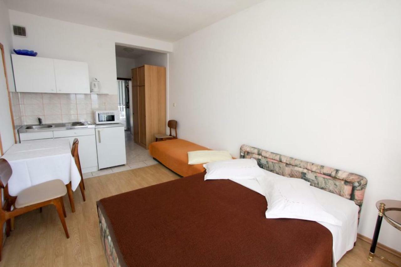 בריסט Apartments Elenora מראה חיצוני תמונה